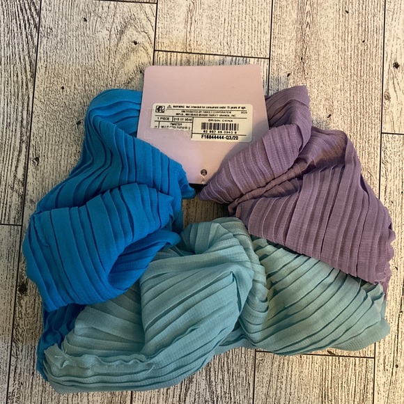 Wild Fable Target Jumbo Multicolor Color Block Hair Twister Scrunchie - Picture 4 of 4